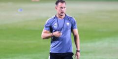 مدير فني الاهلي ماتياس يايسله ينتقد قرارات حكـم مباراة النصر