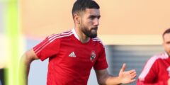 حرب وكلاء تشعل أزمة احمد قندوسي مع الاهلي المصرى