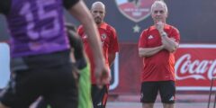 الاهلي يطير الي الإمارات وكولر يجهّز مفاجأة تكتيكية للسوبر